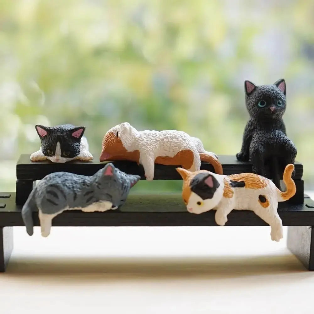 Cute cartoon cat figurines style A 5-piece set – mini resin kitty desk decor for girls